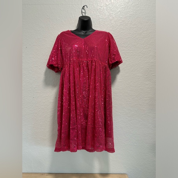 ALL THAT SHIMMERS SEQUIN DRESS IN MAGENTA BY PINK DESERT M - Picture 6 of 6